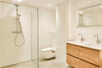 installer douche senior a la grande motte