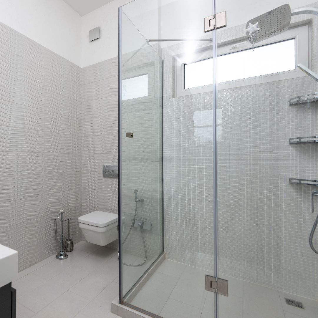 aide installation douche senior a uzes